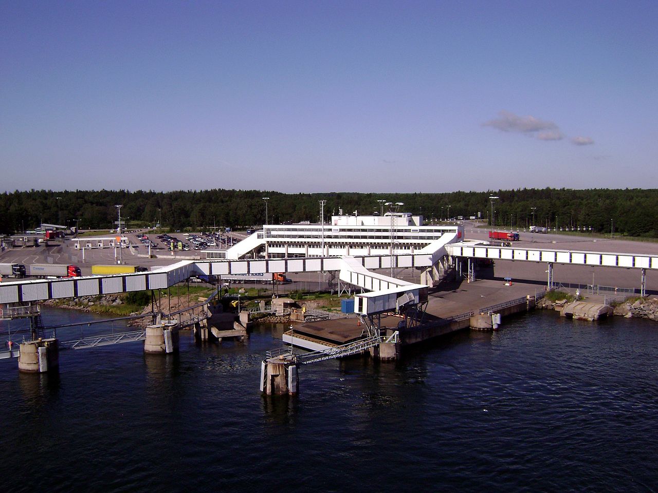 Keltai iš Kapelskaro uosto.JPG